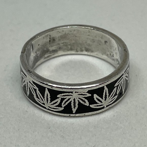 Sterling Silver Mary Jane Ring - Picture 1 of 2